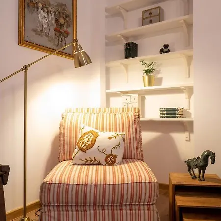 Apartamento Theatre Rooftop With Patio Bucarest