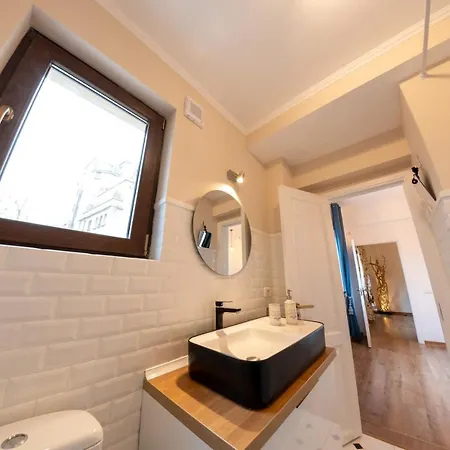 Theatre Rooftop With Patio Bucharest